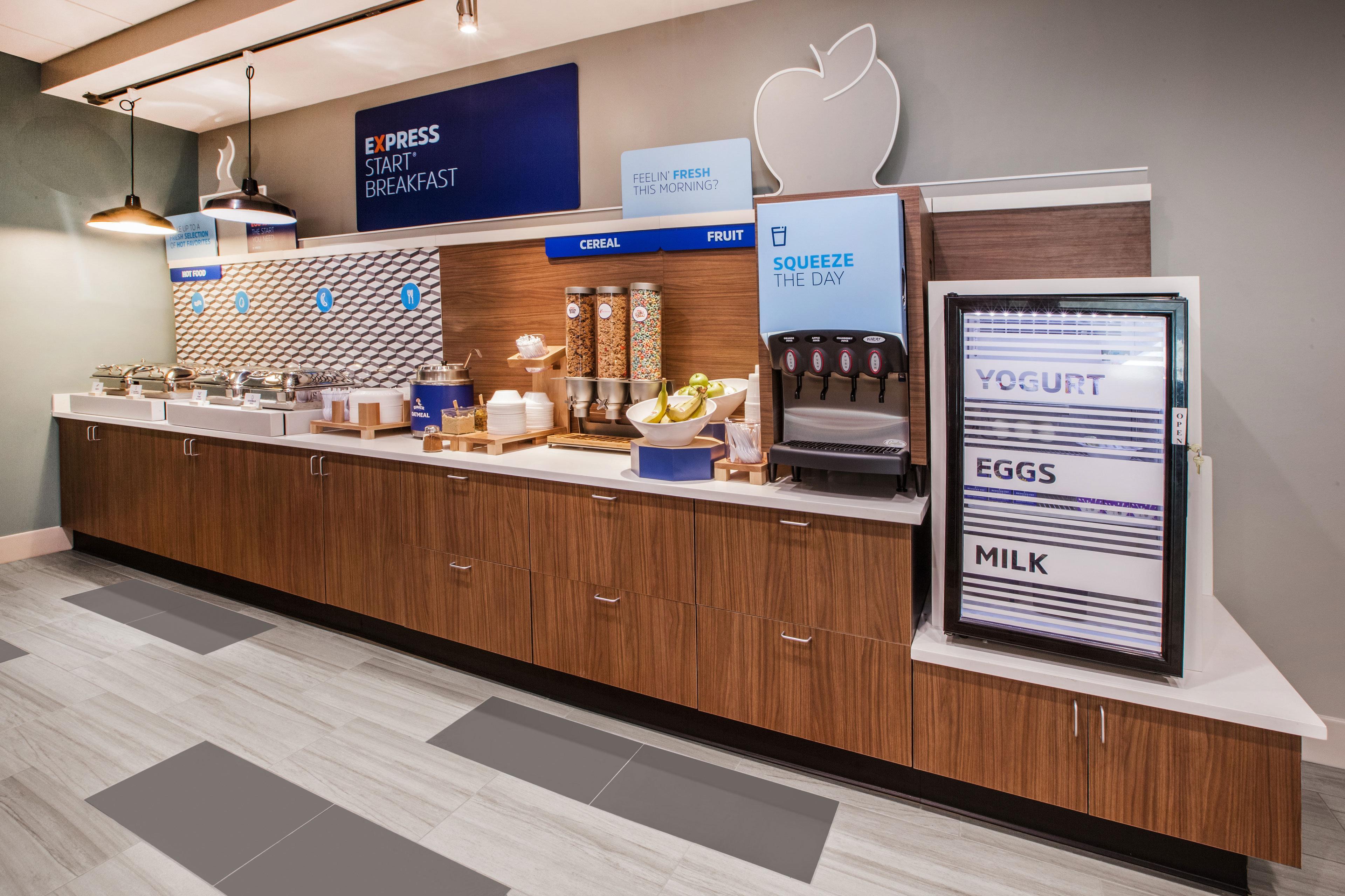 Holiday Inn Express & Suites Chesapeake By Ihg Eksteriør billede