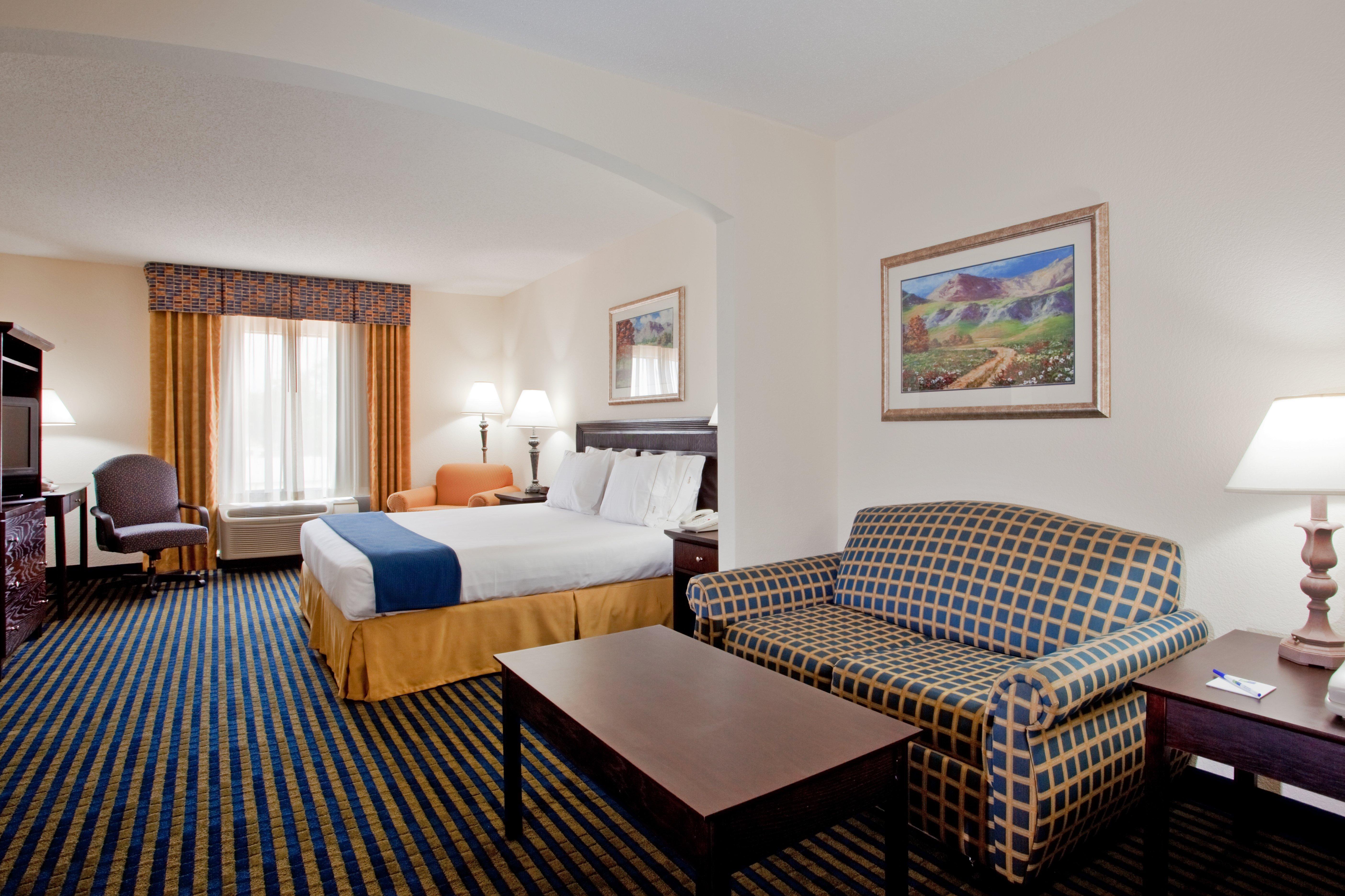 Holiday Inn Express & Suites Chesapeake By Ihg Eksteriør billede